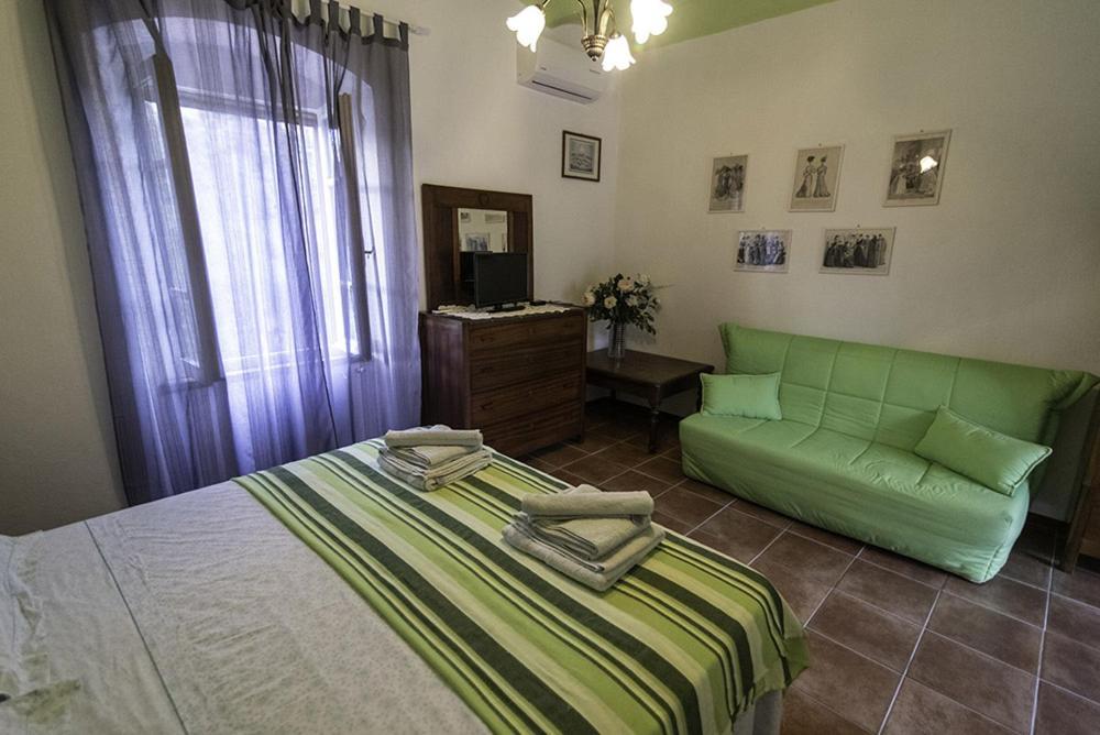 Agriturismo La Fontaccia 蒙蒂亚诺 外观 照片